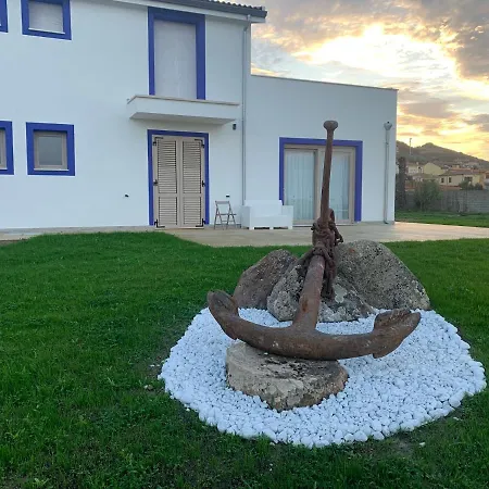 Residenza “la Vecchia Ancora” 카스텔사르도