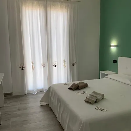 Residenza “la Vecchia Ancora” Nocleg ze śniadaniem 4*