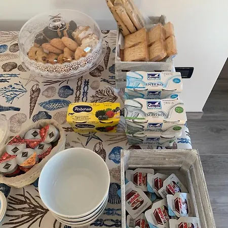 Residenza “la Vecchia Ancora” فندق مبيت وإفطار كاستيلساردو